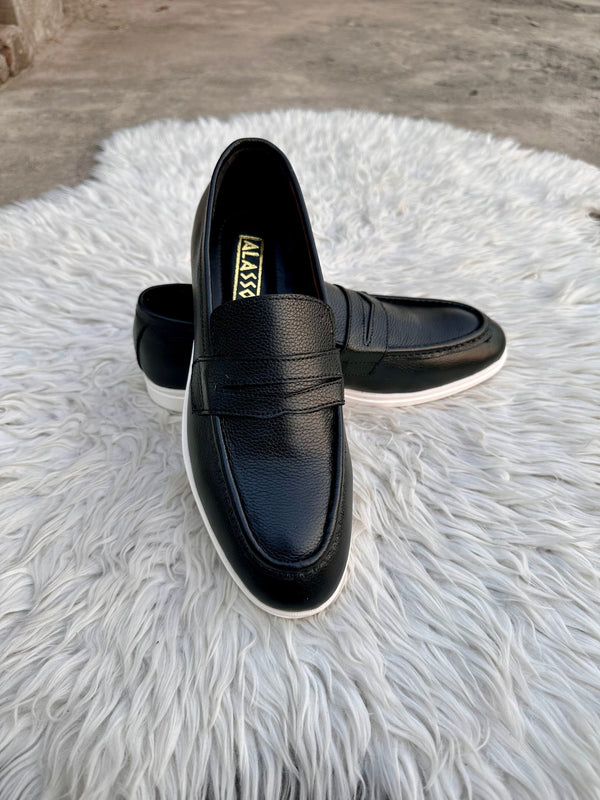 Lorven - Black (crust 100% Leather formal)